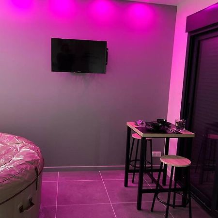 Spa Le Love Saint-Germain-les-Corbeil Luaran gambar