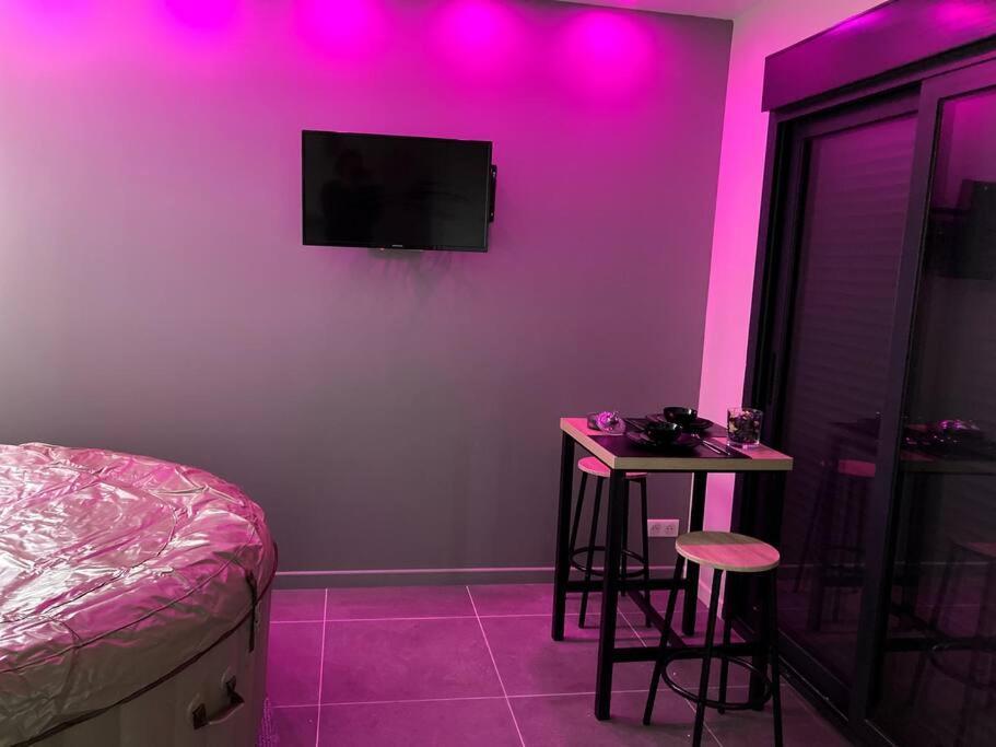 Spa Le Love Saint-Germain-les-Corbeil Luaran gambar